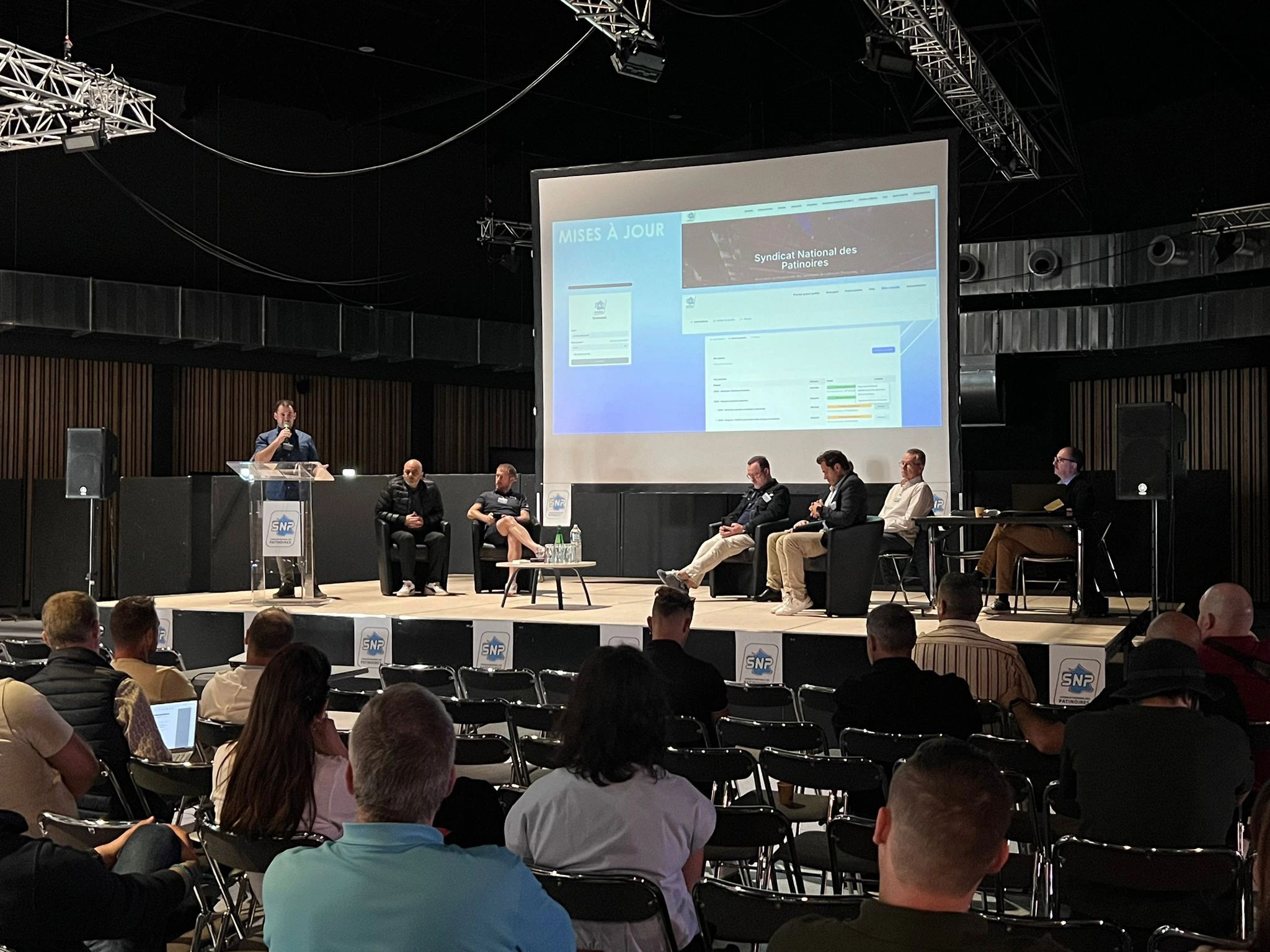 La FFSG présente au congrès du Syndicat National des Patinoires